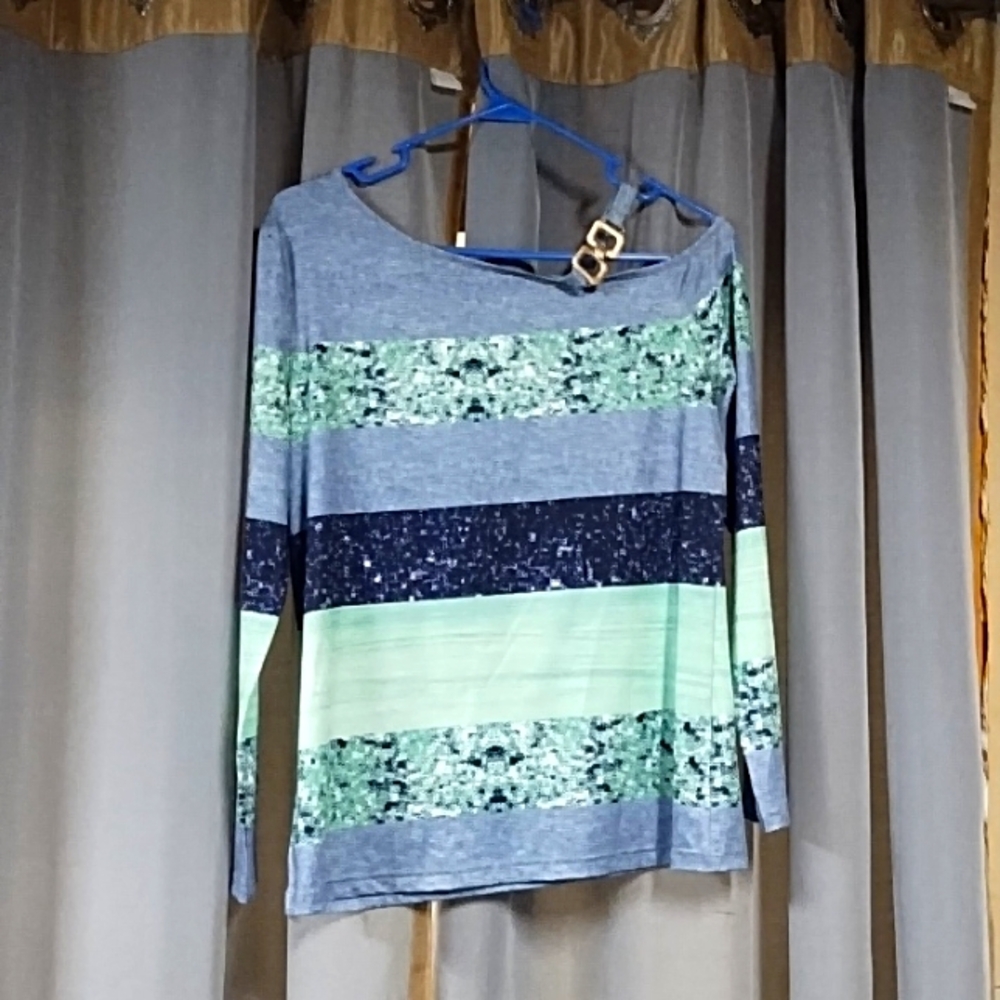 Off shoulder top lightweight soft silky material.